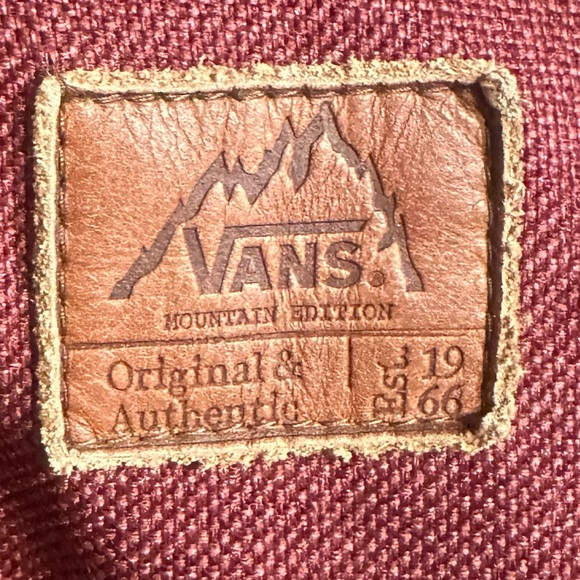 SALE!!! Rutherford Mountain Edition winter jacket. 3 - Picture 8 of 17